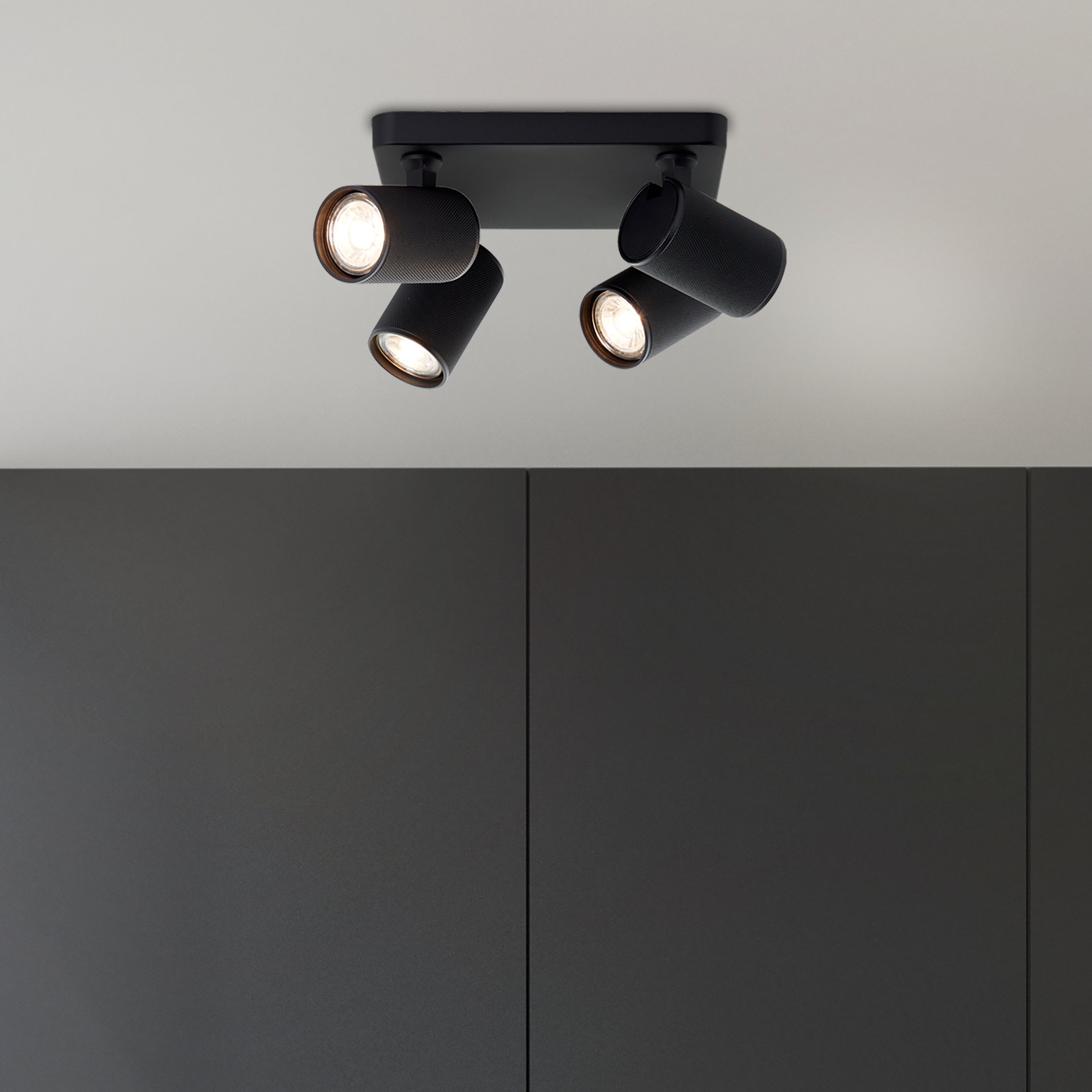 Lampa Brilliant Marty Spot LED z 4 żarówkami GU10 w kolorze czarnym piaskowym, 10 W, żarówki LED w zestawie i wymienne - 5