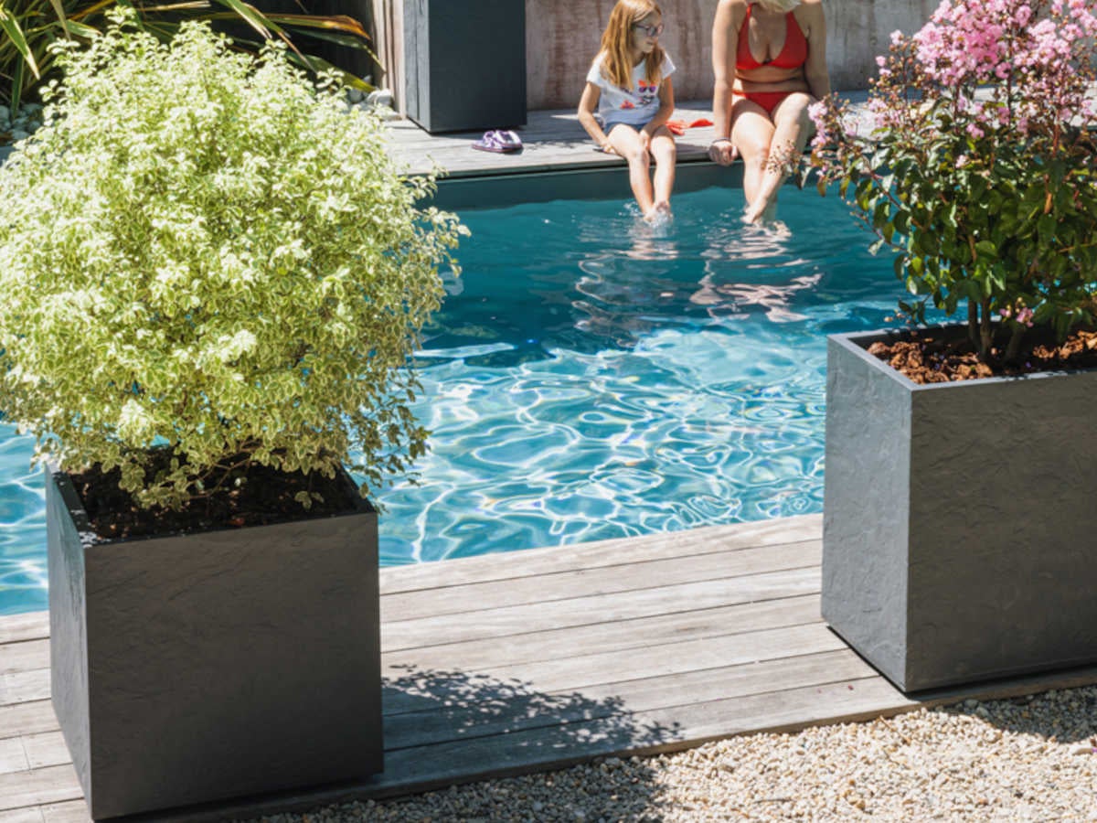 Jardinière carrée Volcania effet pierre 49,5 x 49,5 x 49,5 cm - 57 L - Gris anthracite - Eda - 3