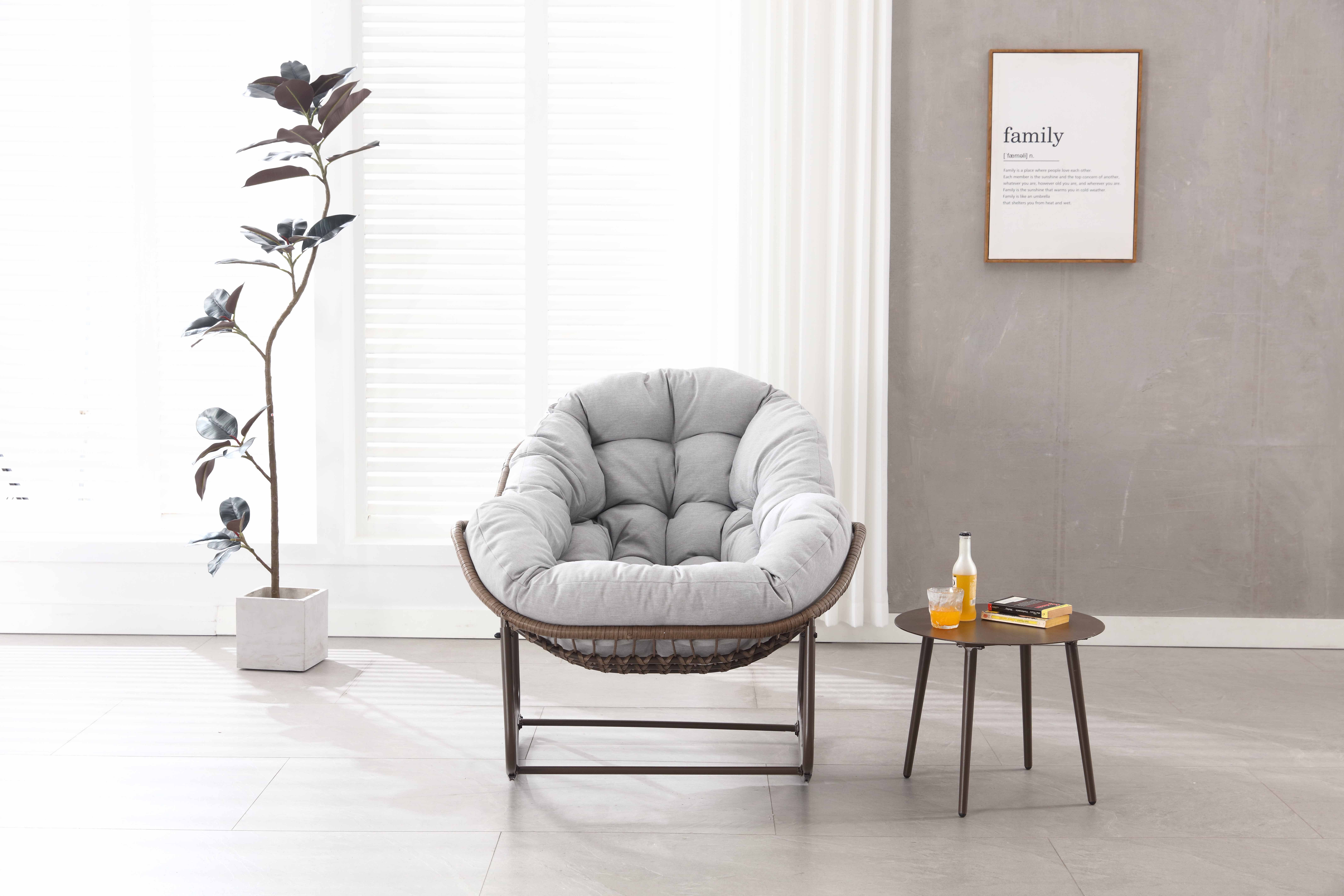 Sedia A Dondolo In Rattan Con Cuscino Beige - Perfetta Per Terrazza, Giardino E Soggiorno - Supporta Fino A 113 Kg - Foto 4