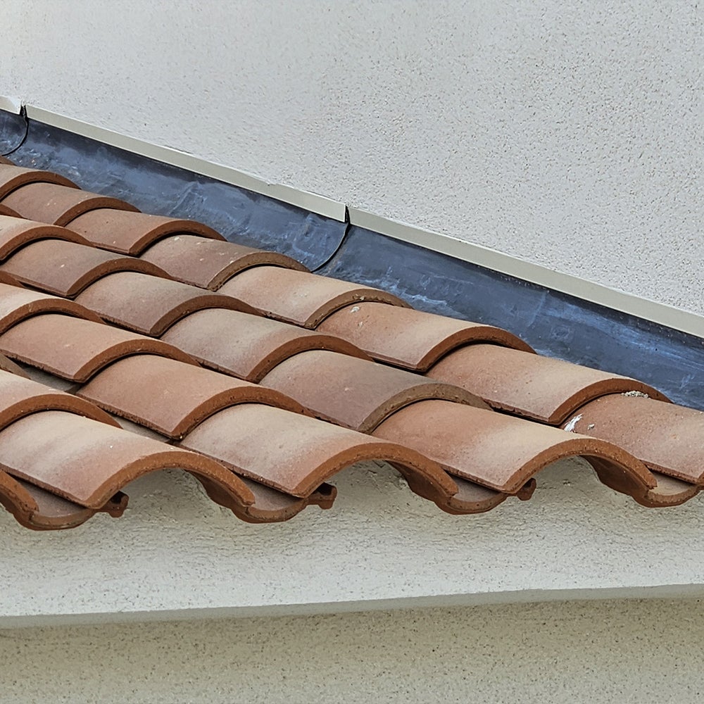 Bande d'étanchéité toiture bitume autocollante 10 m x 60 cm Aluminium - BANDE10 - MATPRO - 7