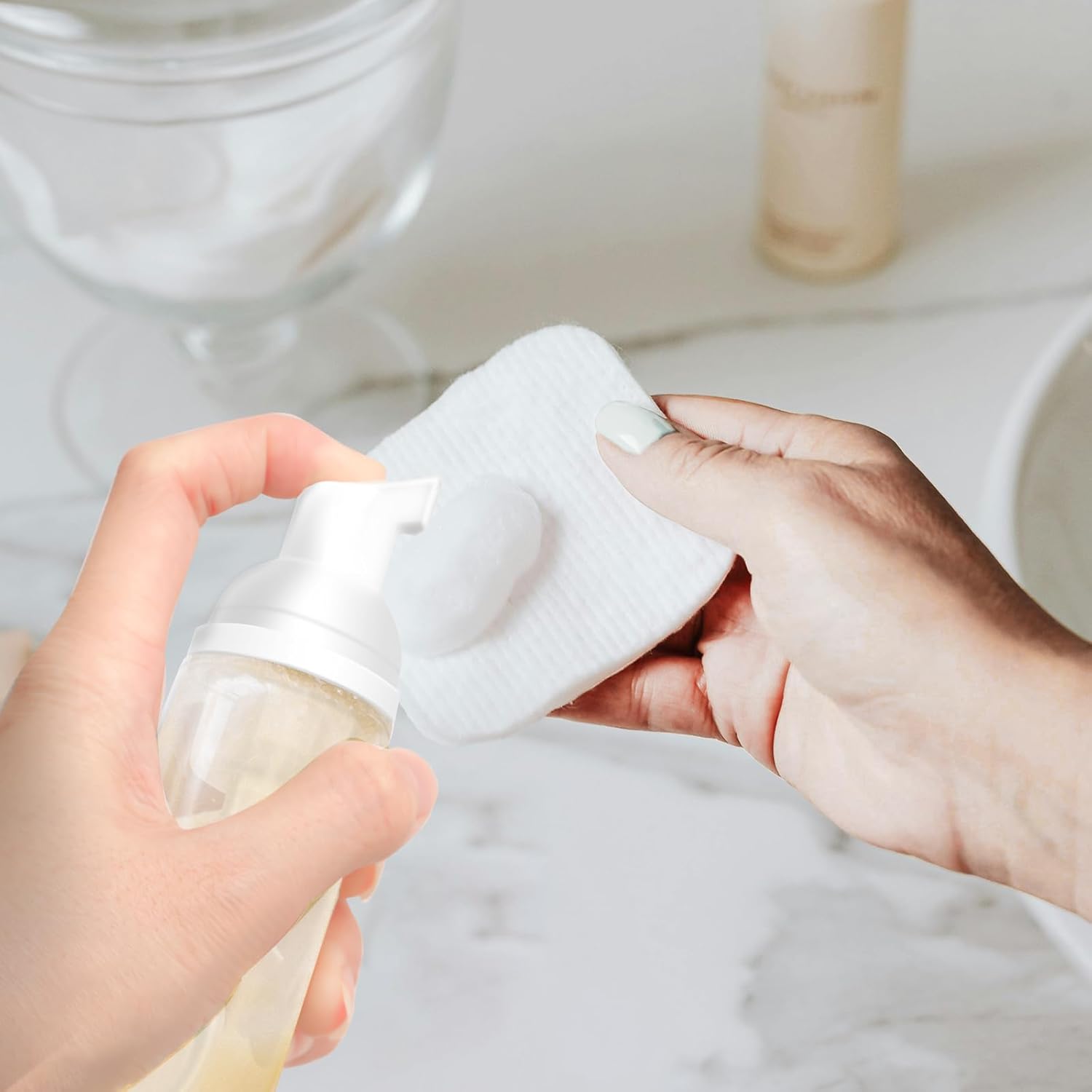 Bouteille à pompe en mousse plastique PET - 3