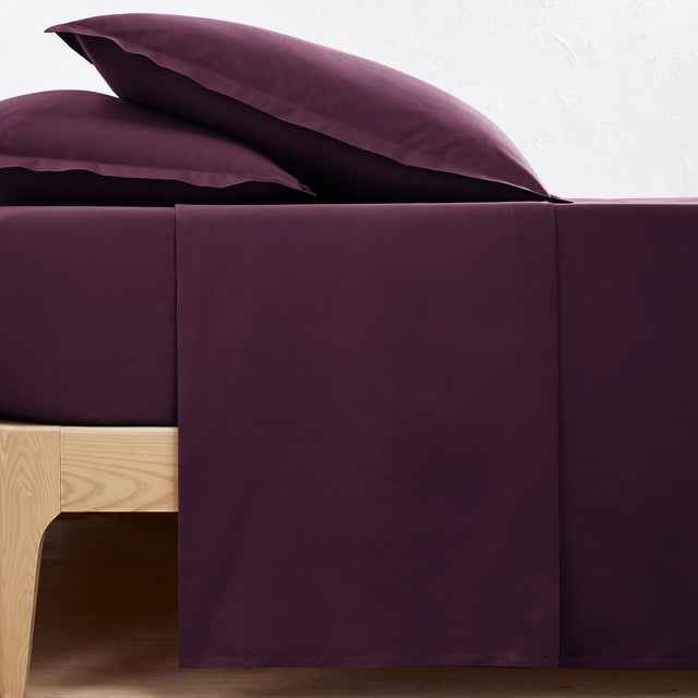 Drap plat uni en percale de coton bio Scenario - Cassis - 150 x 250 cm