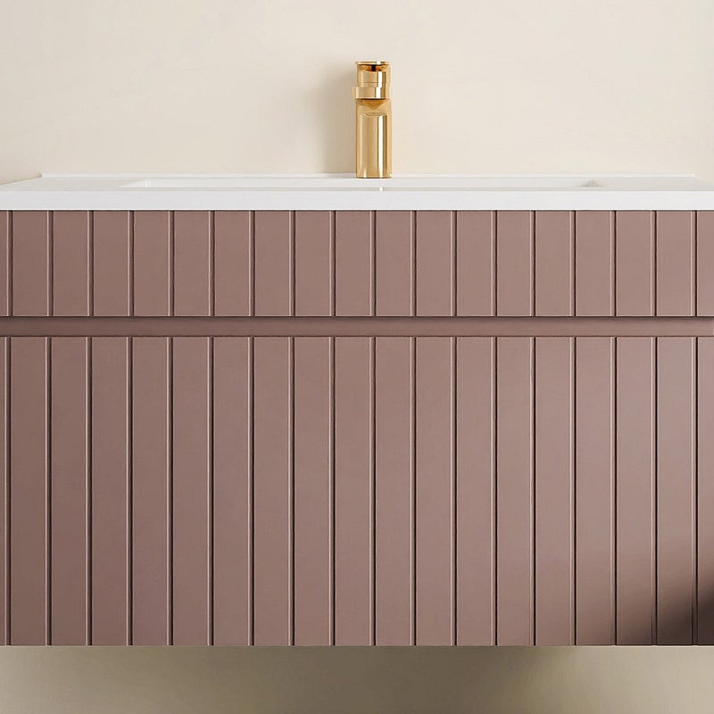 Szafka łazienkowa wisząca ryflowana różowa z umywalką wpuszczaną w blat - 80 cm - SATARA