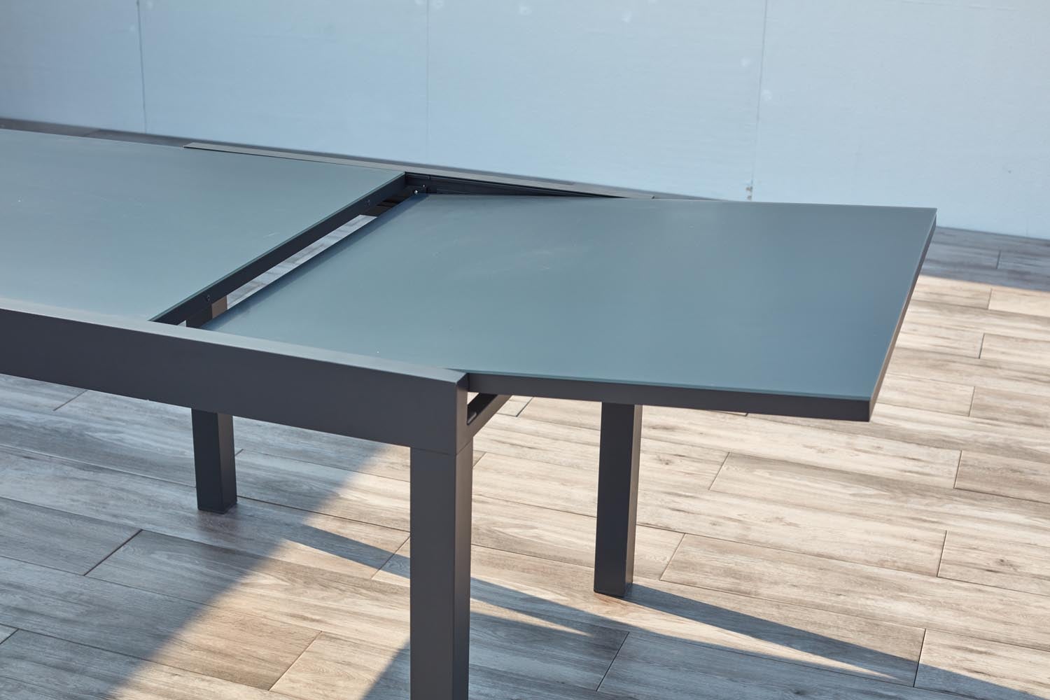 Salon de jardin 8 places en aluminium gris foncé CUALICA - 6