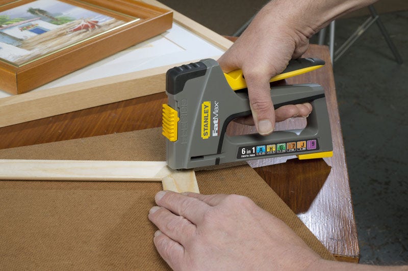 AGRAFEUSE 6 EN 1 - TR75 CORPS ABS FATMAX® - 6