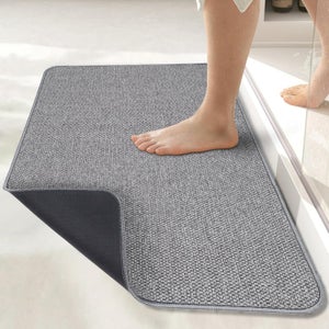 Tappetino da bagno 50 x 80 cm, antiscivolo, morbido, assorbente, in microfibra, lavabile in lavatrice, grigio chiaro | Leroy Merlin