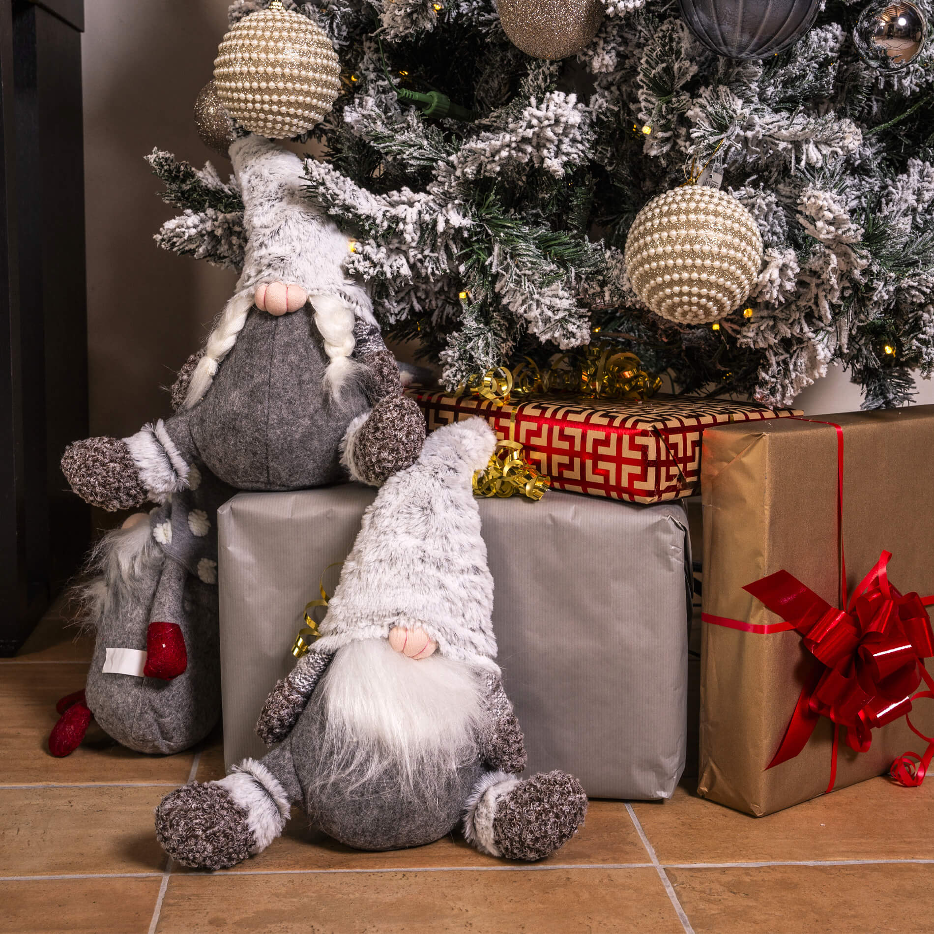 Gnome Scandinave Rebecca Mobili Nain Tissu Gris Décor De Noël 35x16x24 - 3
