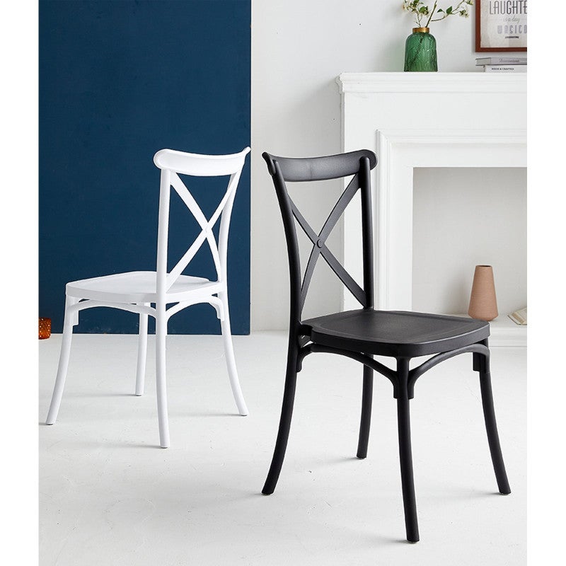 Lot de 4 chaises noires style BISTROT en résine polypropylène - 5