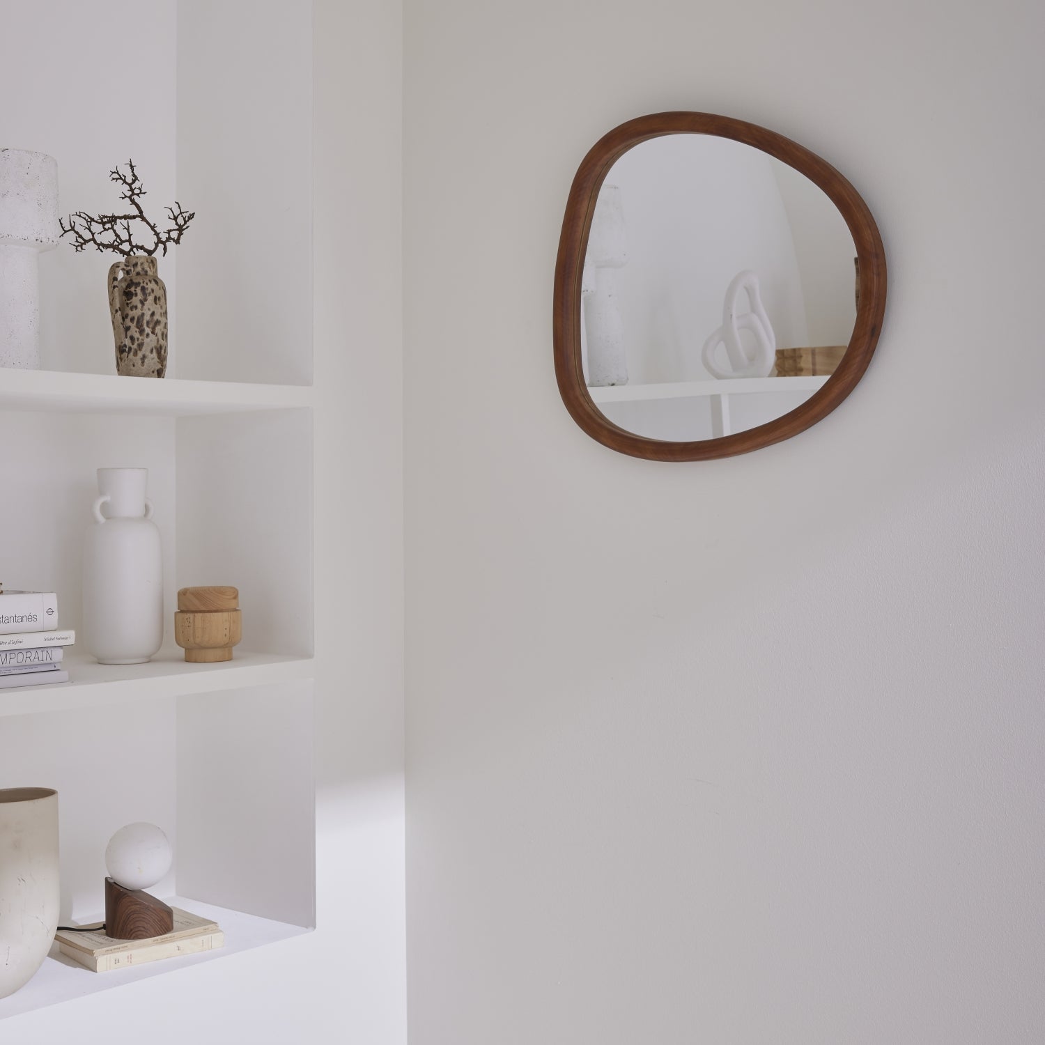 Miroir organique en bois de sapin 55cm couleur noyer CHARLIE L 55 x l 50 x E 3cm CHARLIE - 8