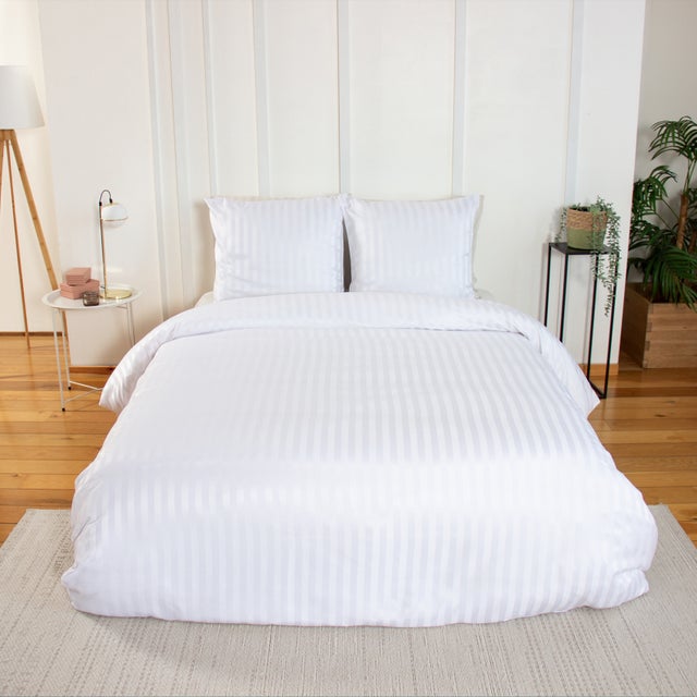 Parure de lit 3 pièces satin à fines rayures housse + taies - Blanc - 240x220 cm - Polyester