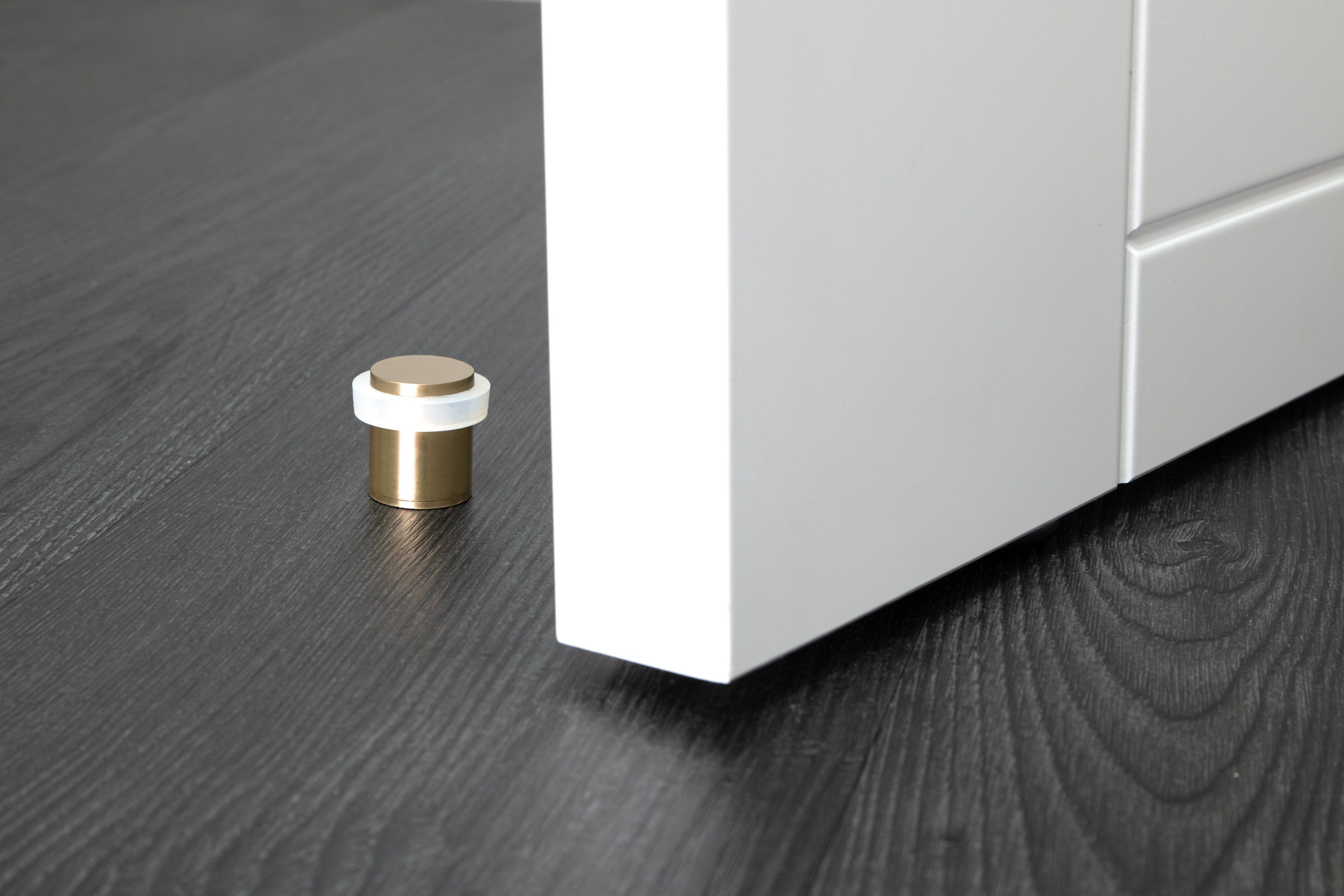 Lot de 4 butées de sol 20 x 25 mm, laiton avec caoutchouc de protection blanc, à visser, EVI Herrajes - 2