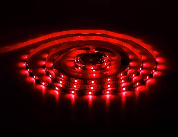Strip led gea 5 metri smd 3535 12mm 19,2w al metro 24v ip20 rgb COLORE LUCE RGB