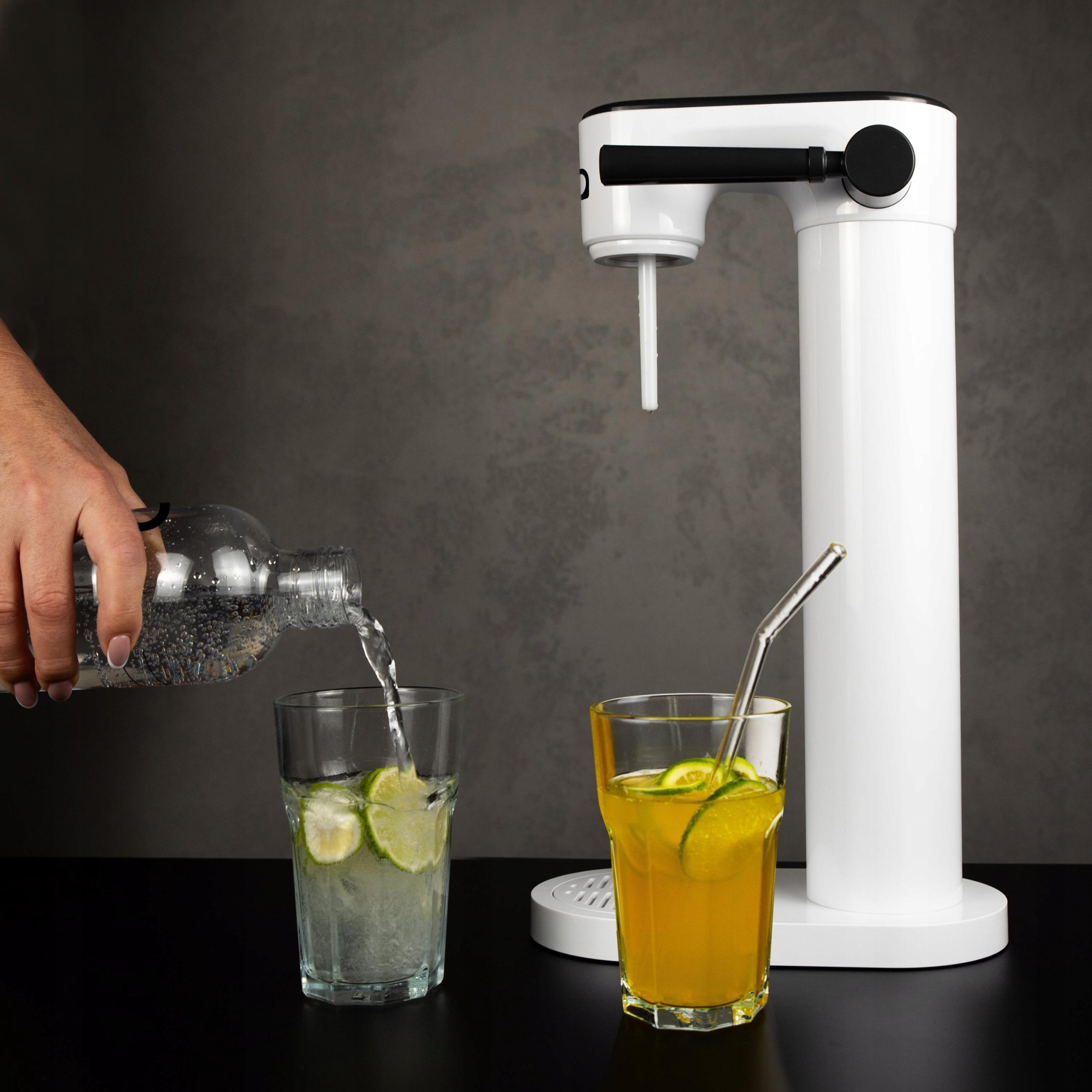 Saturator Do Wody Gazowanej + 2x Butelka Na Wodę 1l Nabój Butla Co2 Zestaw - 8