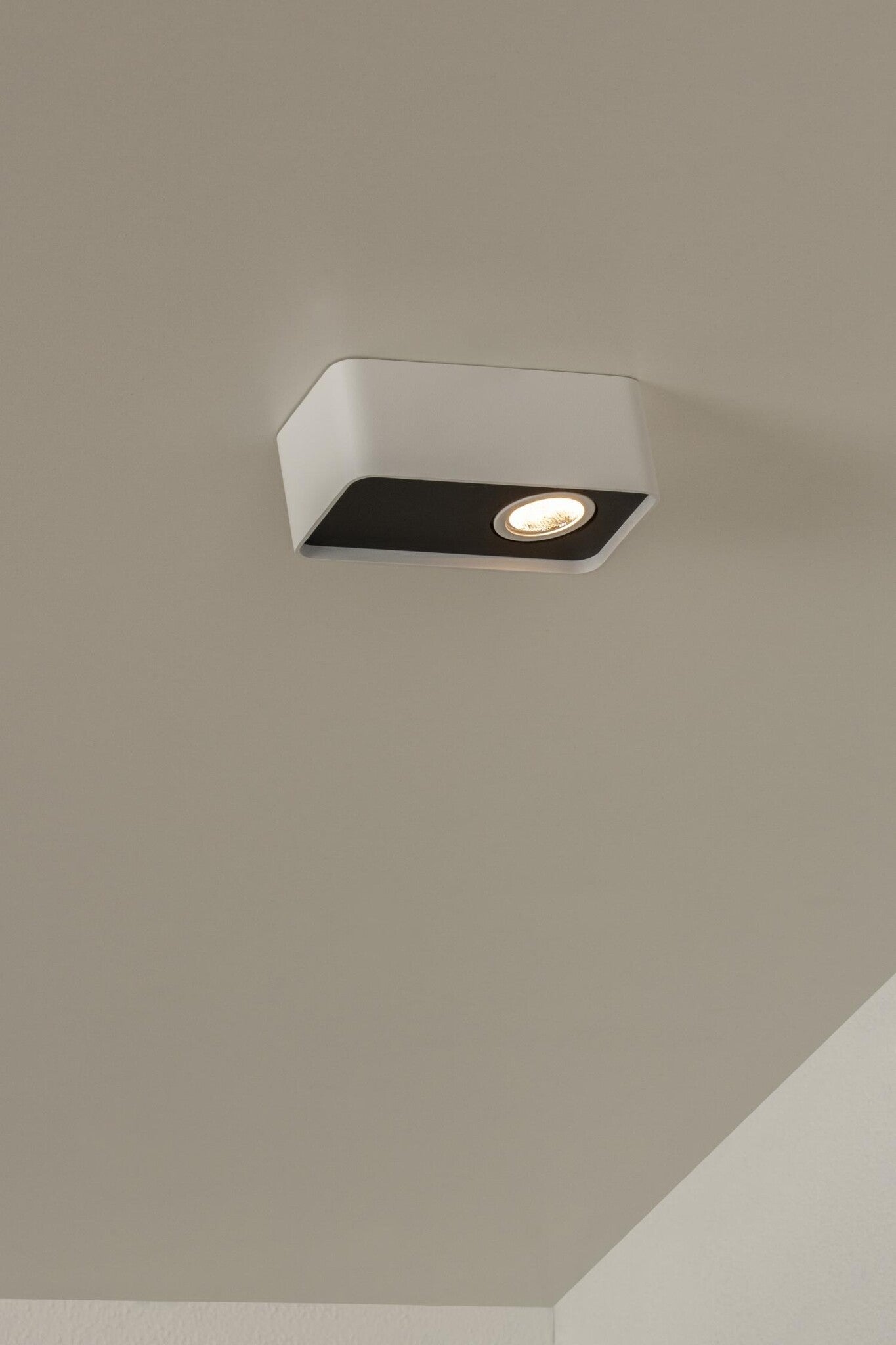 ANGULAR - Spot Plafonnier - LED Dim. - Éclairage parfait pour chaque ...