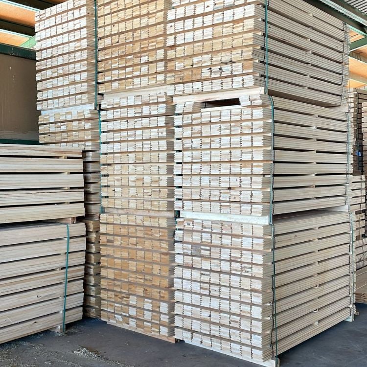 Pavimento in legno massello di pino di qualità premium senza nodi 10 m²/scatola 200x10x2 cm (50 assi) - 2