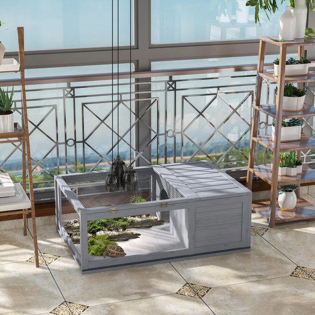 PawHut Casa per tartarughe in legno d'abete grigio 91x60,5x32 cm