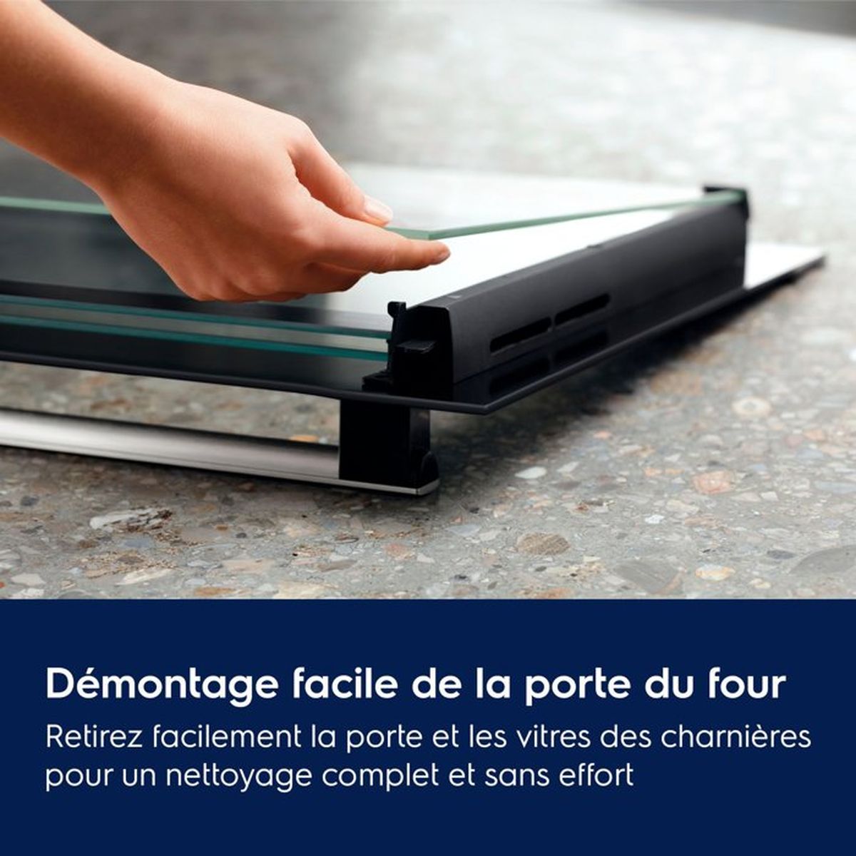 Four encastrable pyrolyse Electrolux EOF6P56BX inox anti trace SurroundCook 25 recettes porte froide - 3