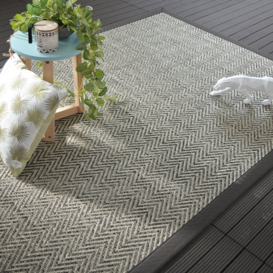 Alfombra de interior / exterior - java chevron plata - borde antracita - 200 x 200 cm