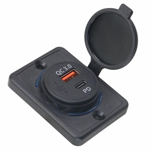 Caricatore Auto Veloce 3.1A Con USB-A E USB-C PD 12V-24V Accendisigari