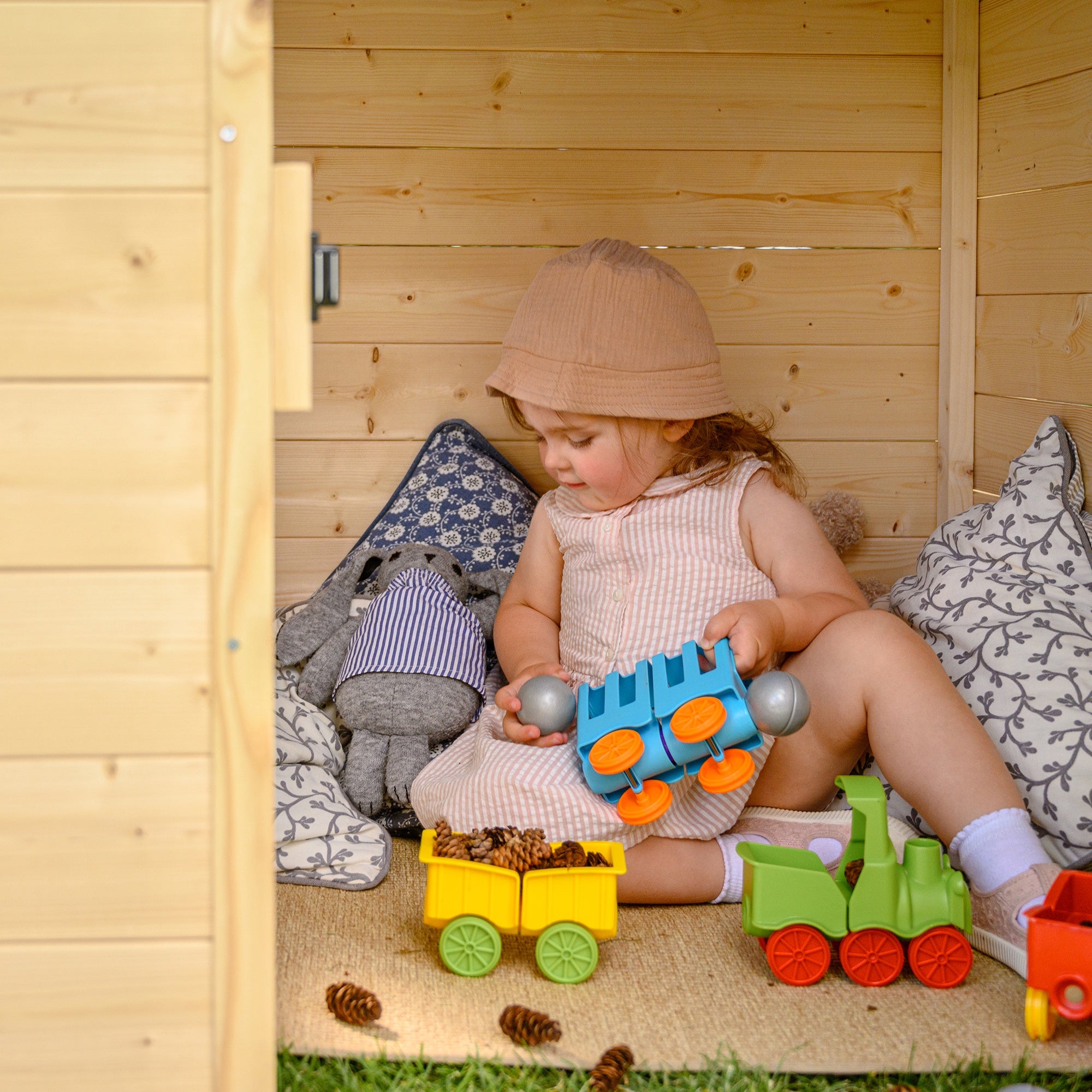 Maison en bois pour enfants -Toit rouge- Maison de jeux pour l'extérieur 111x113xH121cm/0.9 m2 - Timbela M570R-1 - 7