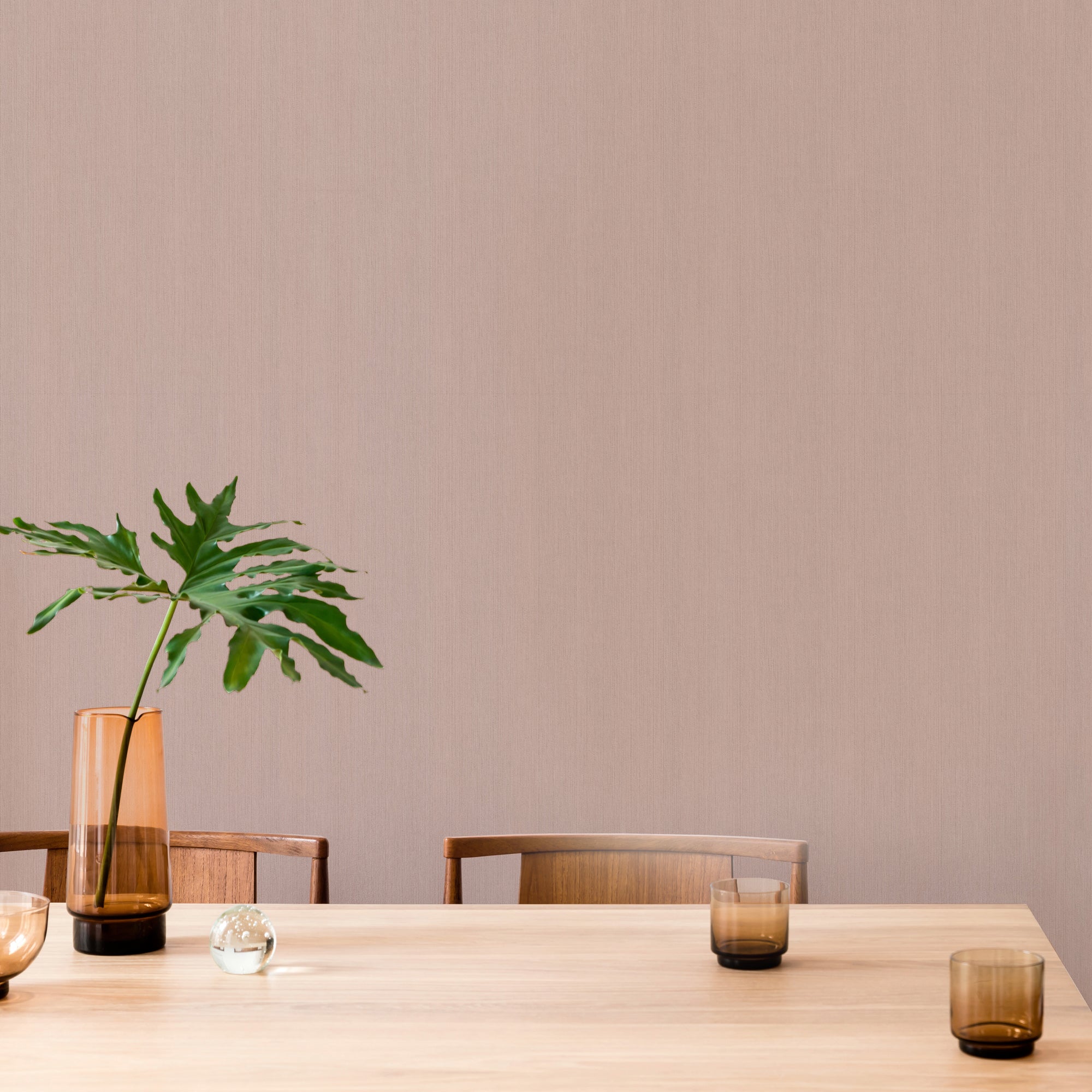 Papier peint intissé Lignes pures 1005 x 52cm Rose | Leroy Merlin