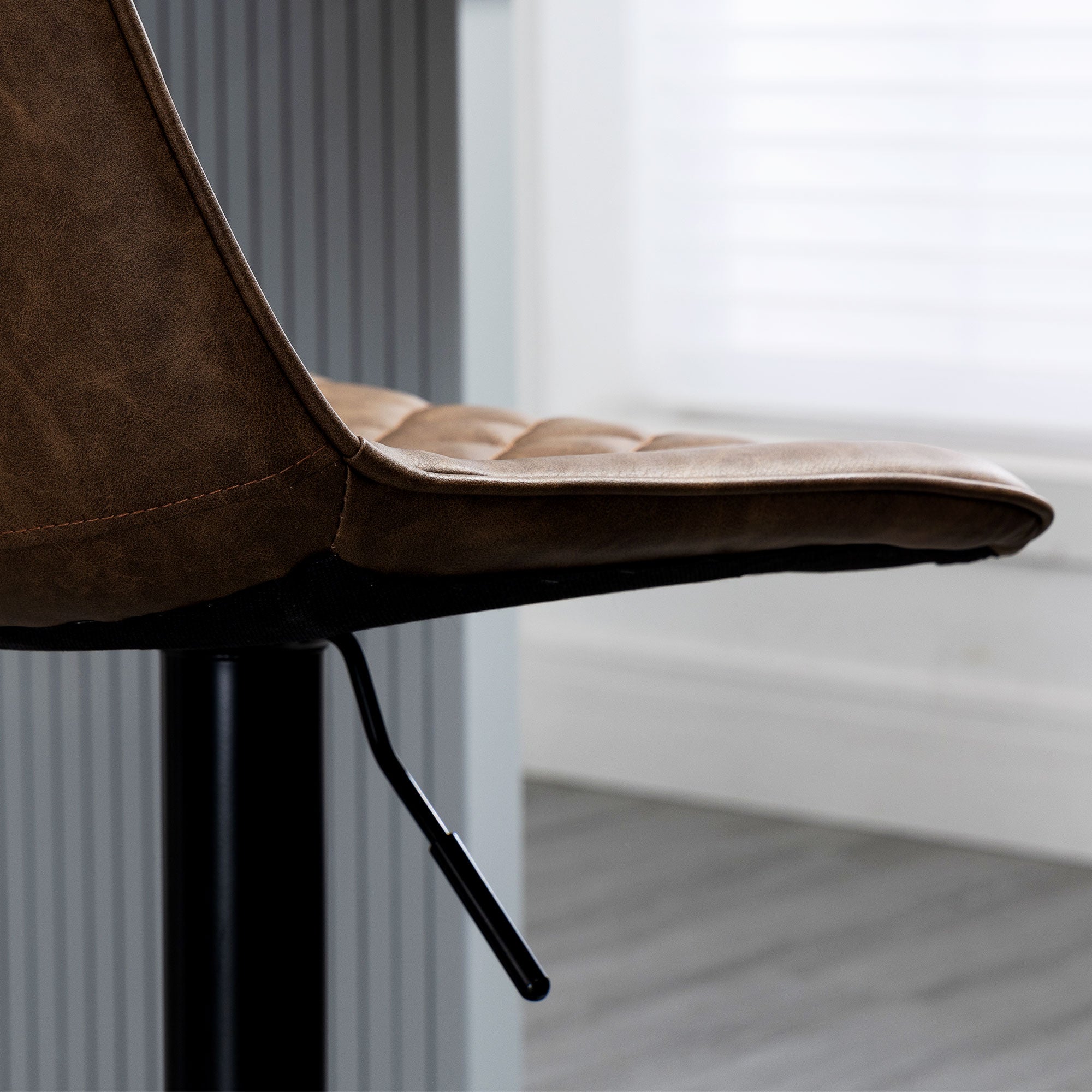 Taburetes de Bar HOMCOM PU, Acero, Espuma Marrón 46.5x51x106 cm - 5