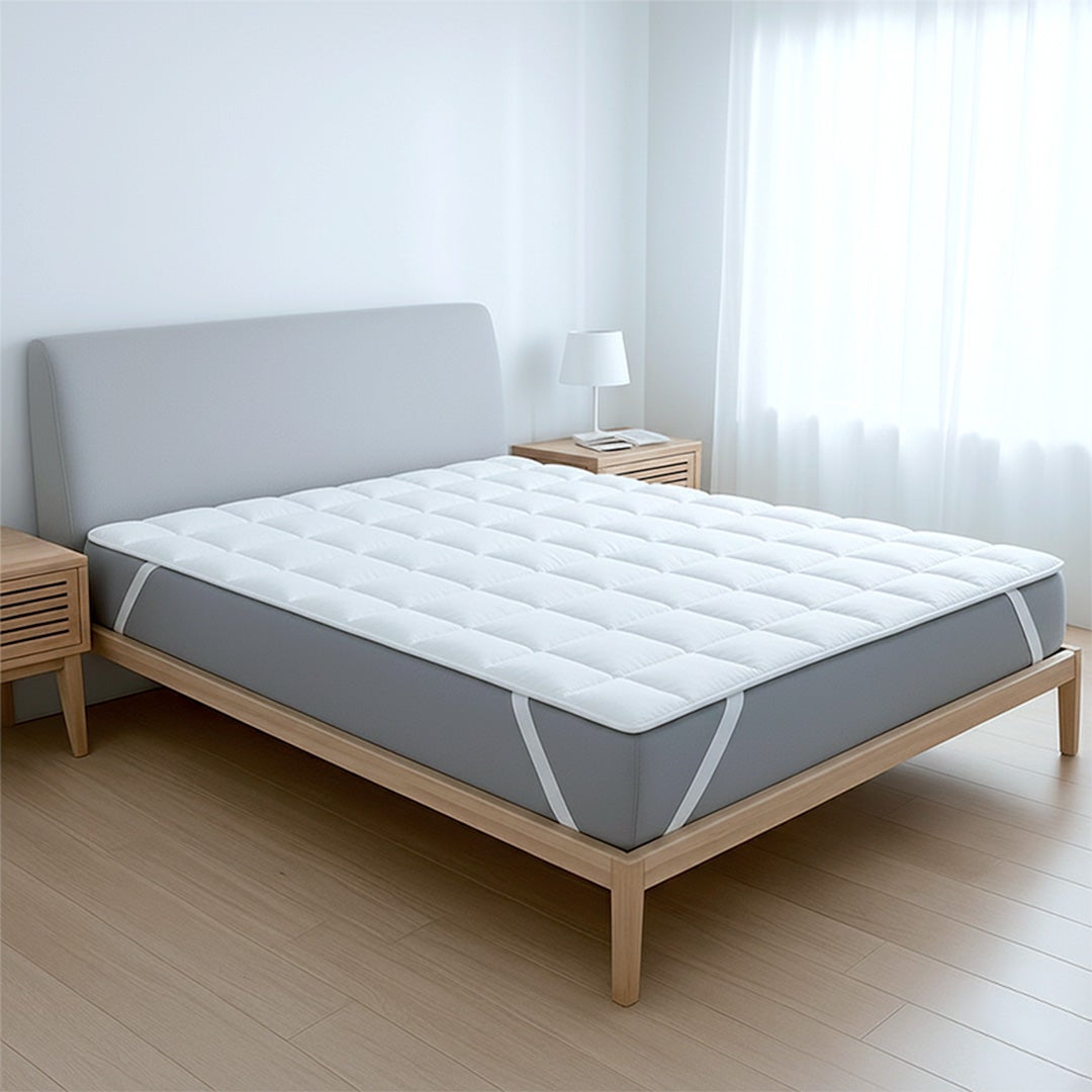 The White Stone topper 160x200 cm z wypełnieniem 500 g | Pikowany ochraniacz na materac | Oddychające pokrycie z mikrofibry z gumkami w rogach