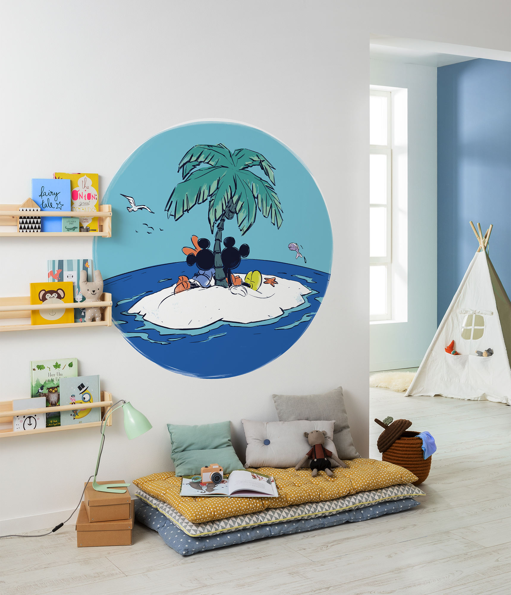 Papel pintado panorámico redondo en tela no tejida autoadhesiva de komar - disney mickey and minnie beach vacation - talla: ⌀125 cm