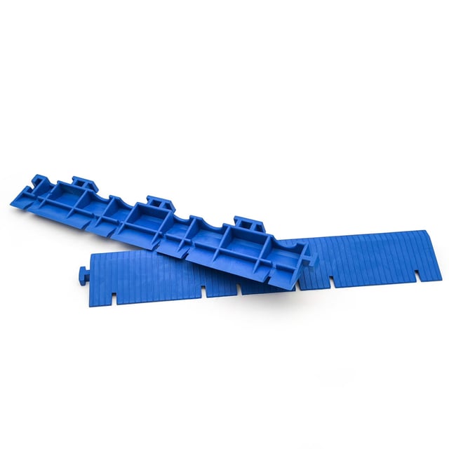 Accessoire dalle MAXI : Kit de 2 rampes + protection d'angle (bleu, 33 x 5 x 2 cm). Facilite les changements de niveau et prévient les chutes.