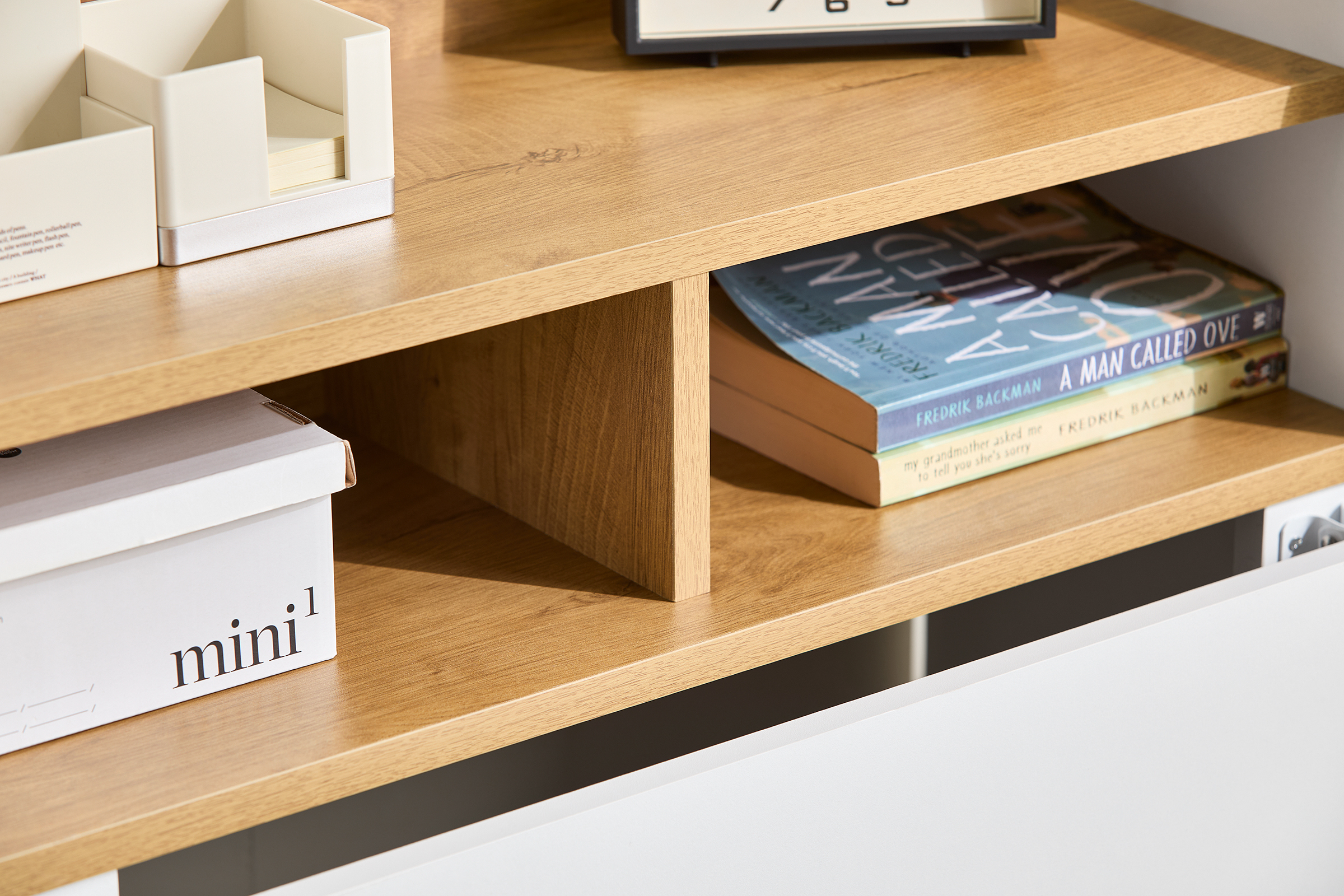 SoBuy Bureau Pliant Table d'Ordinateur Rabattable, Table de Bureau avec Étagères de Rangement, Blanc-Naturel FWT109-WN - 8