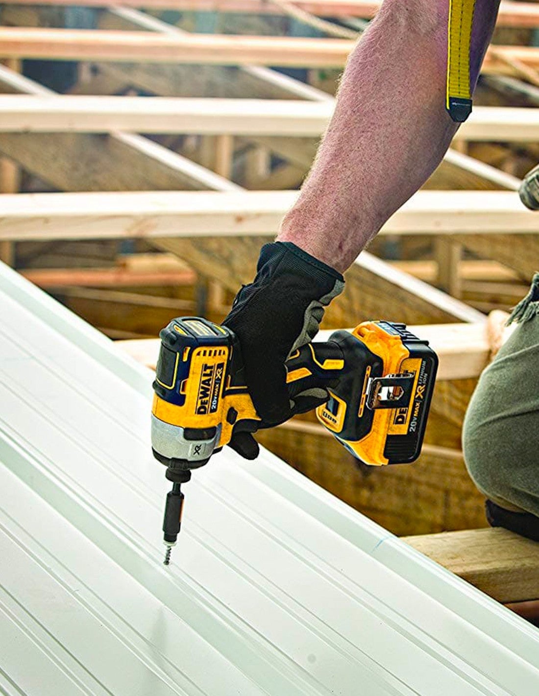 Pack 4 outils XR 18V (3x5,0 Ah) dans 2 coffrets T-STAK - DEWALT DCK422P3T-QW - 9