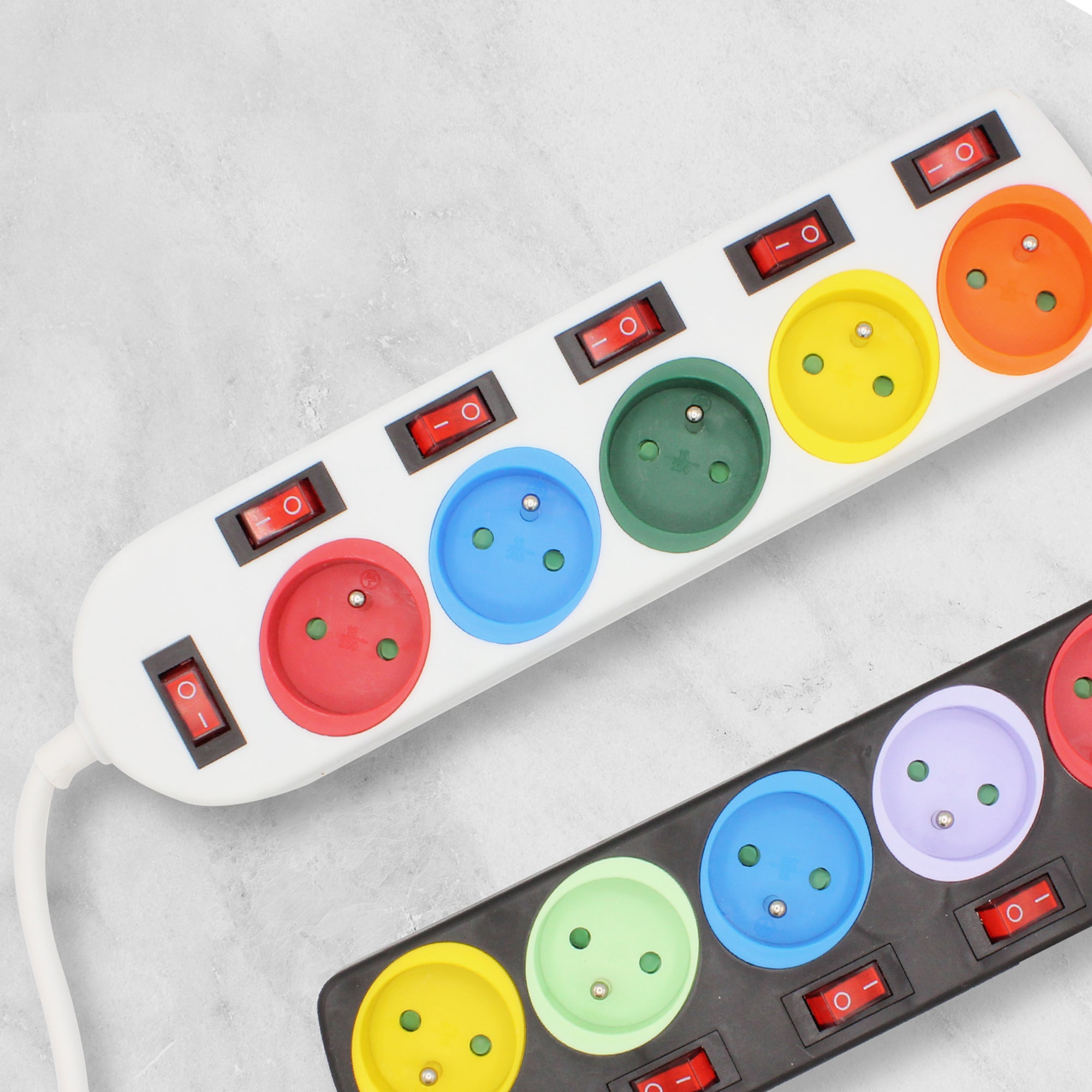 Entretien de la maison MULTIPRISE INTERRUPTEURS INDIVIDUELS Grand multicolore en plastique - 2