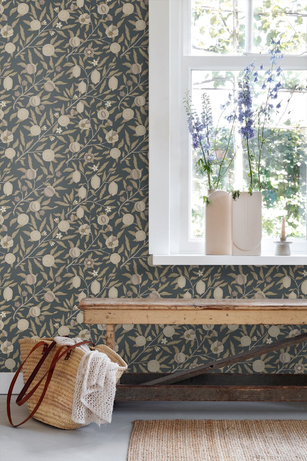 Papier peint des fruits et des feuilles exotiques bleu foncé et taupe - 50 x 900 cm - ESTAhome - 6