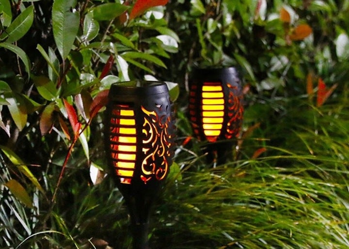 Lampa solarna LED ogrodowa wbijana pochodnia 0.72W 51cm IP44 efekt płomienia czarna MasterLED - 2