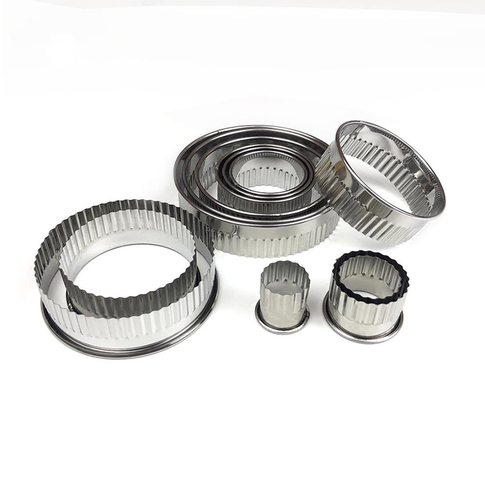 Set 11 Formine Per Biscotti Tonde In Acciaio Inox: Diametri Da 2,5 A 8,9 Cm, Tagliapasta Incastrabili
