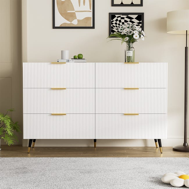 Buffet élégant au design moderne, commode offrant un grand espace de ...