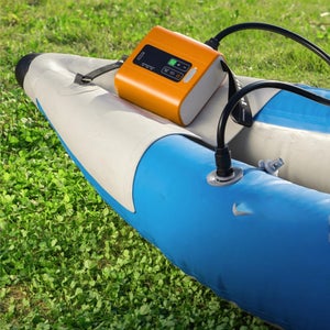 Gonfleur électrique OcioDual – Mini, Puissant, 12V/240V, 3 Buses – Pour Matelas, Bouées, Piscine, Camping, Balade