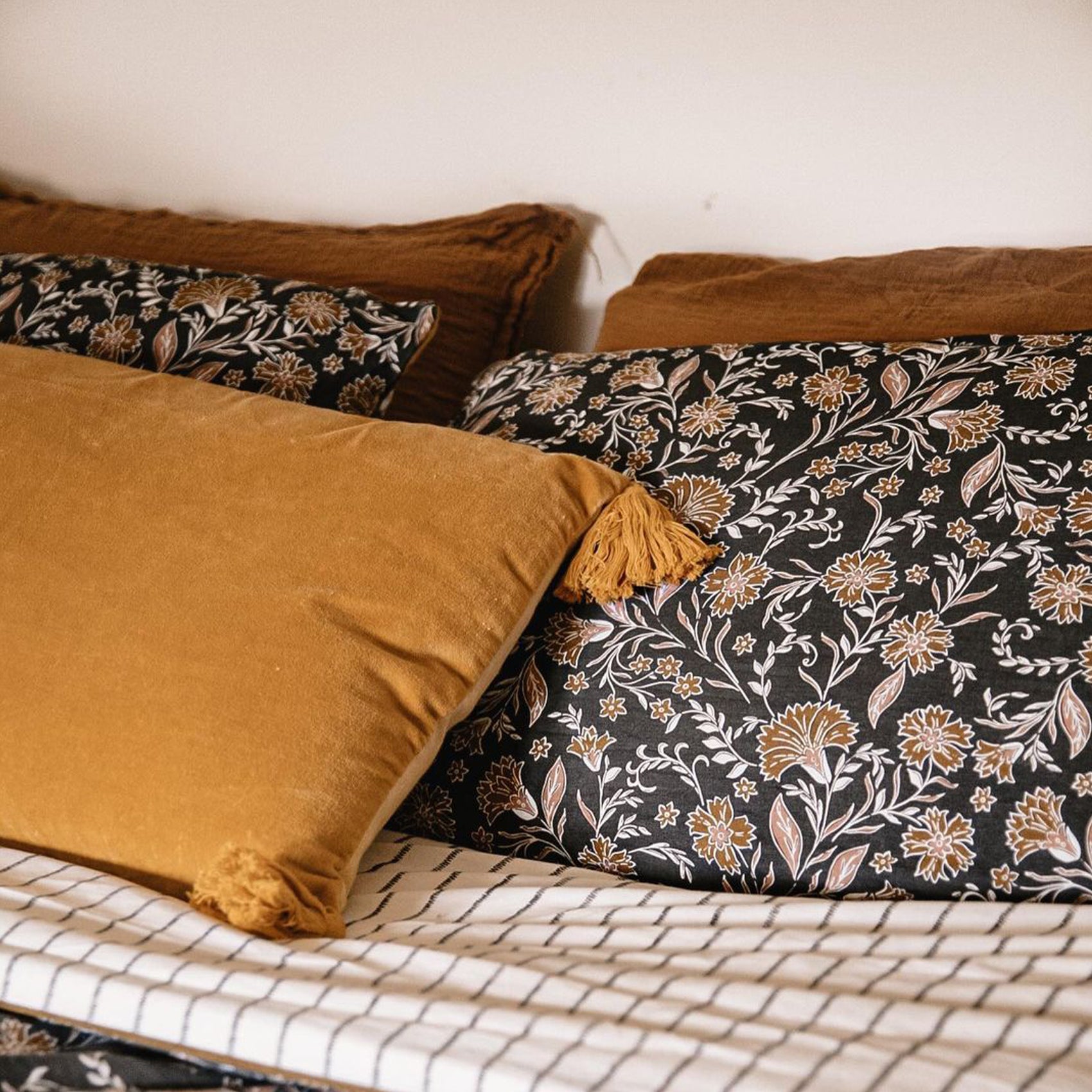 PARURE DE LIT TODAY - HOUSSE DE COUETTE 220X240 + 2 TAIES D OREILLER 63X63 - 100% COTON 57 fils - Marigold Indies - 6