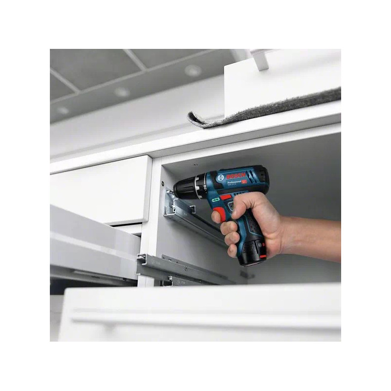 Perceuse sans fil 12V GSR 12V-15 + 2 batt 2Ah + 25 accessoires BOSCH Professional - 2