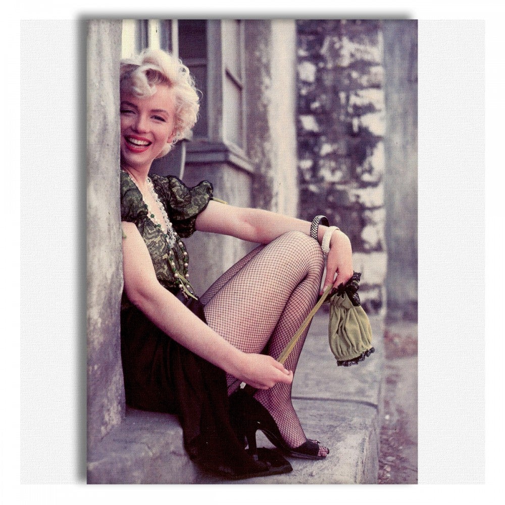 Marilyn Monroe Color – wydruk na płótnie o wysokiej rozdzielczości z drewnianą ramą 50x70 cm