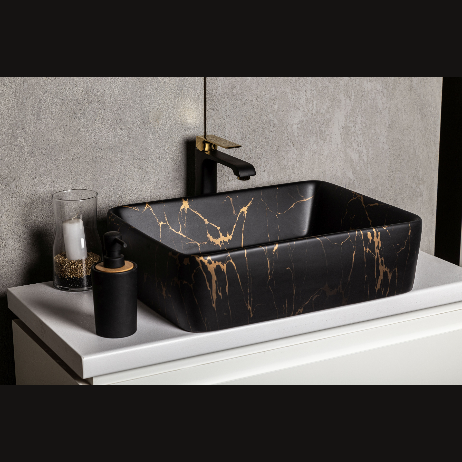 Umywalka nablatowa KR-182 MARBLE czarno złota KERRA