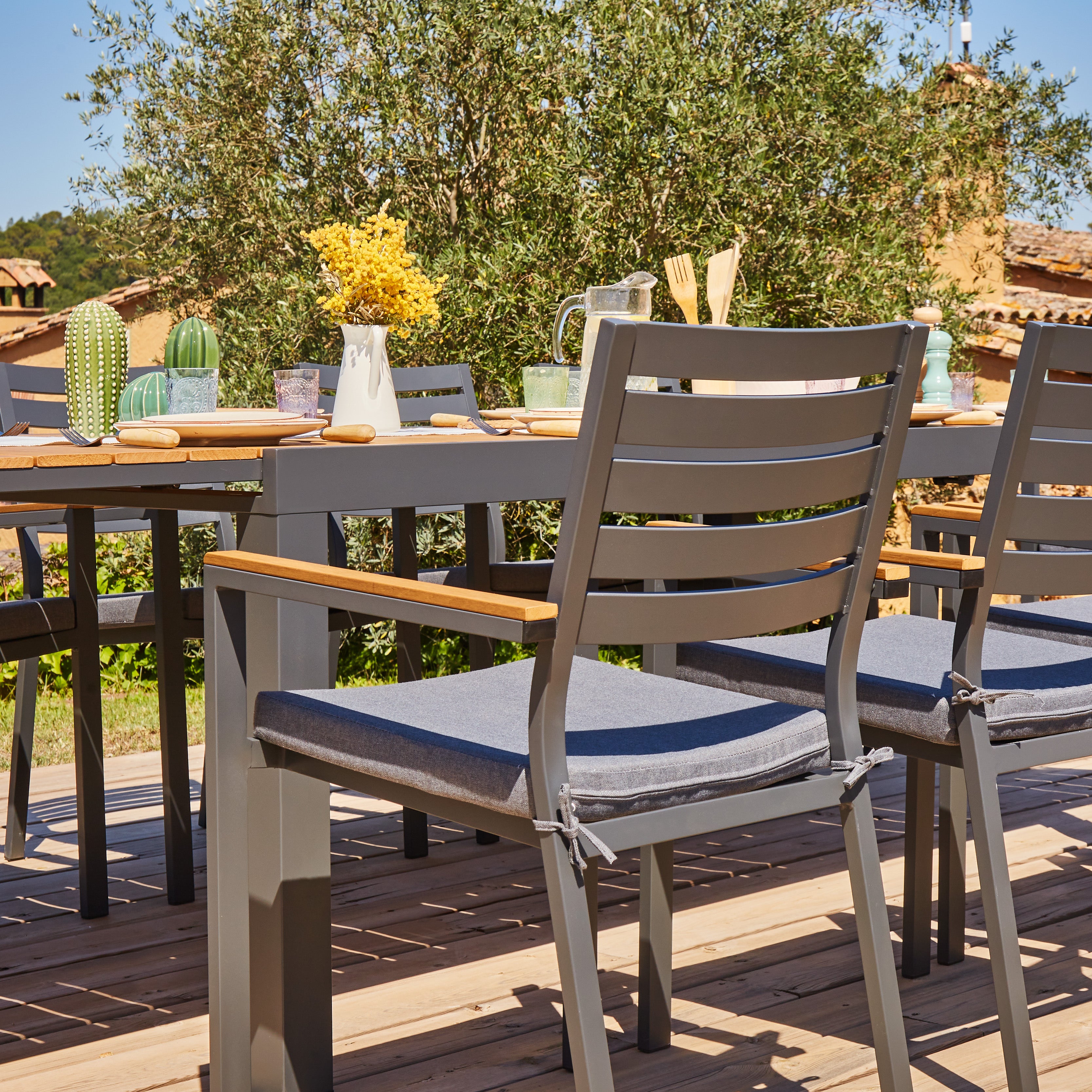 Set jardin mesa 130x70 y 4 sillas con cojín aluminio antracita oscuro - Osaka - 4