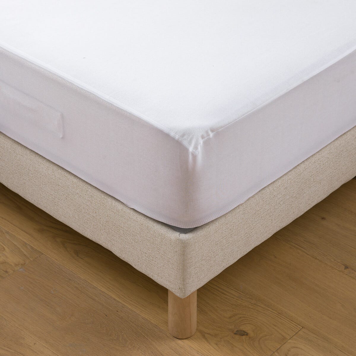 Protège Matelas 140x190 Cm - Alèse Imperméable Et Micro Respirante - Silencieux - Lavable à 90°c Protège Matelas 140x190 Cm - Alèse Imperméable Et Micro Respirante - Silencieux - Lavable à 90°c
