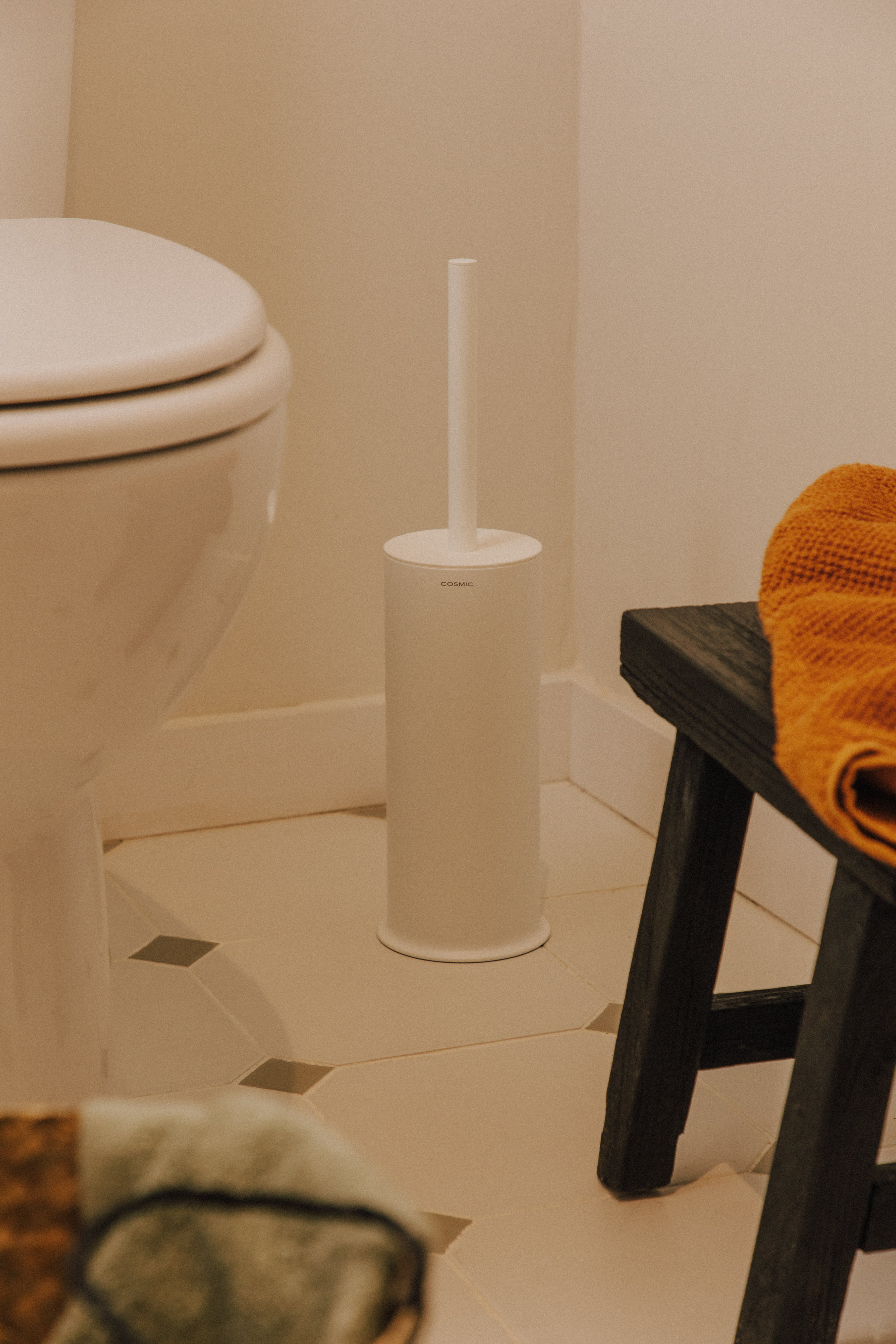 COSMIC Brosse wc, Acier Inoxydable Peint, Design Primé, Collection GEYSER - 2