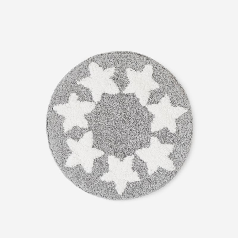 Podkładka dziecięca Marco Ø34 cm bawełna szara z gwiazdkami – Okrągła, zmywalna i ekologiczna