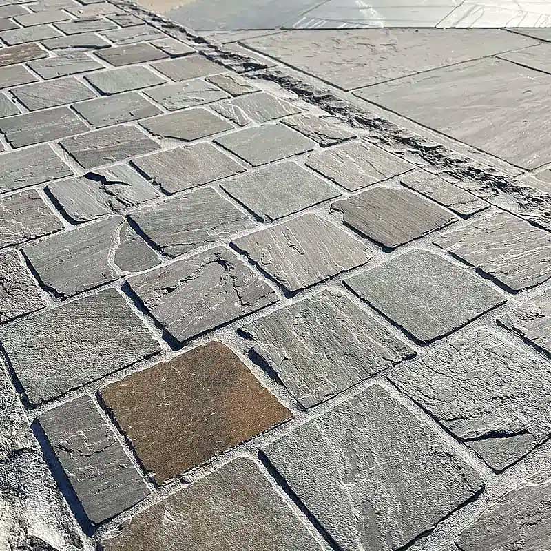 Pavés Grès Kandla Gris - clivé - PIERRE ET PARQUET - 14 x 20 x ép. +/- 2 cm - 3