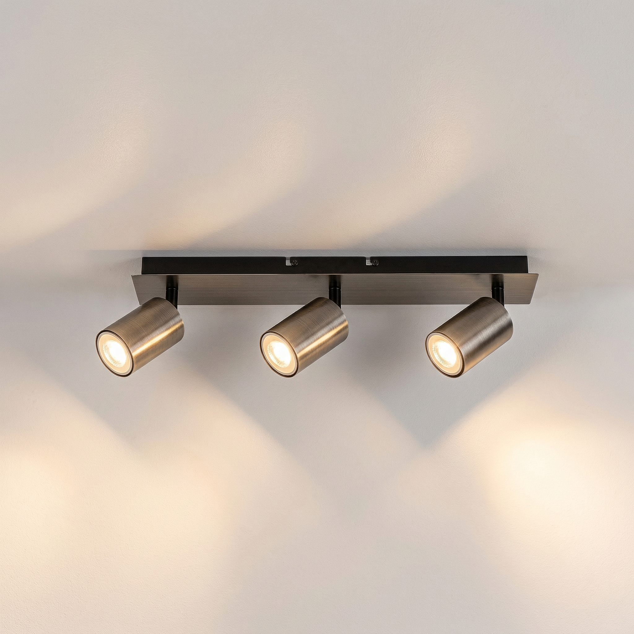 Reflektor sufitowy spot natynkowy Gerhard prostokątny armatnia szarość 3xGU10x15W wym: 13 x 43 x 5,5 cm metal Rabalux