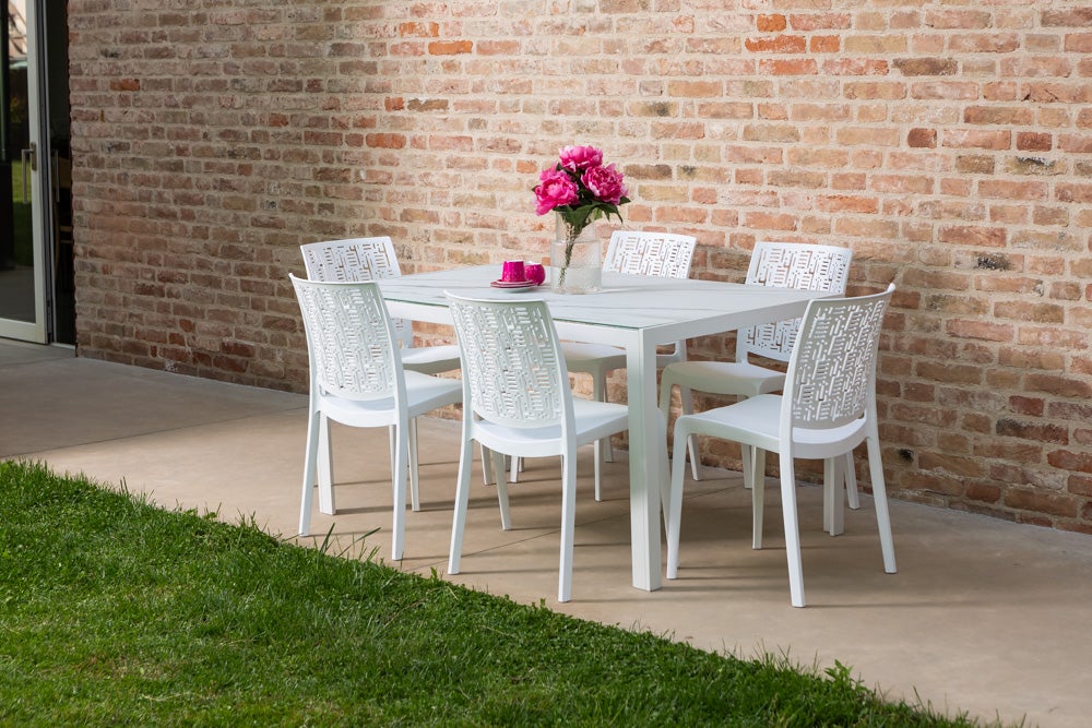 Mesa rectangular 150x90 cm fija con estructura de aluminio y tablero de vidrio decorado Milo para interior/exterior mármol blanco/blanco - 2