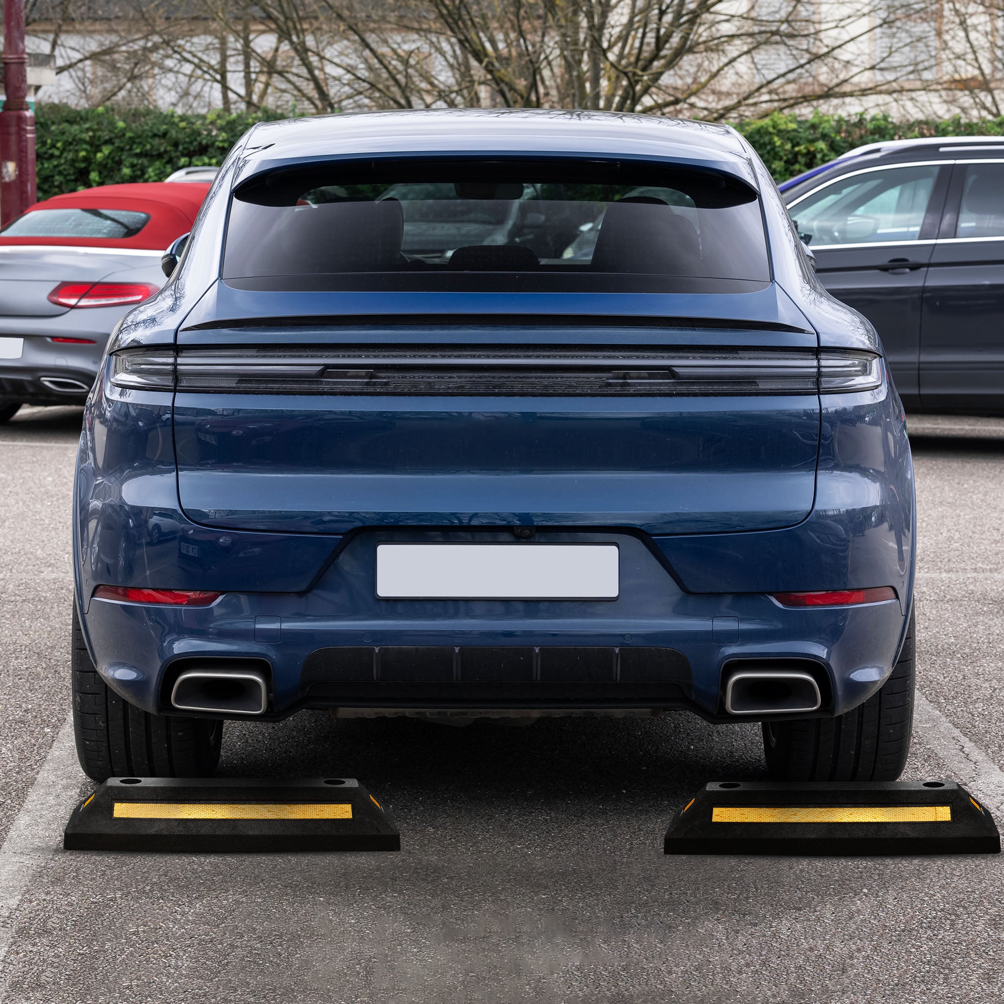 Wiltec Delimitatore di parcheggio, 2 battiruota in gomma 560x150x100mm con fasce rifrangenti, Fermaruota - 2