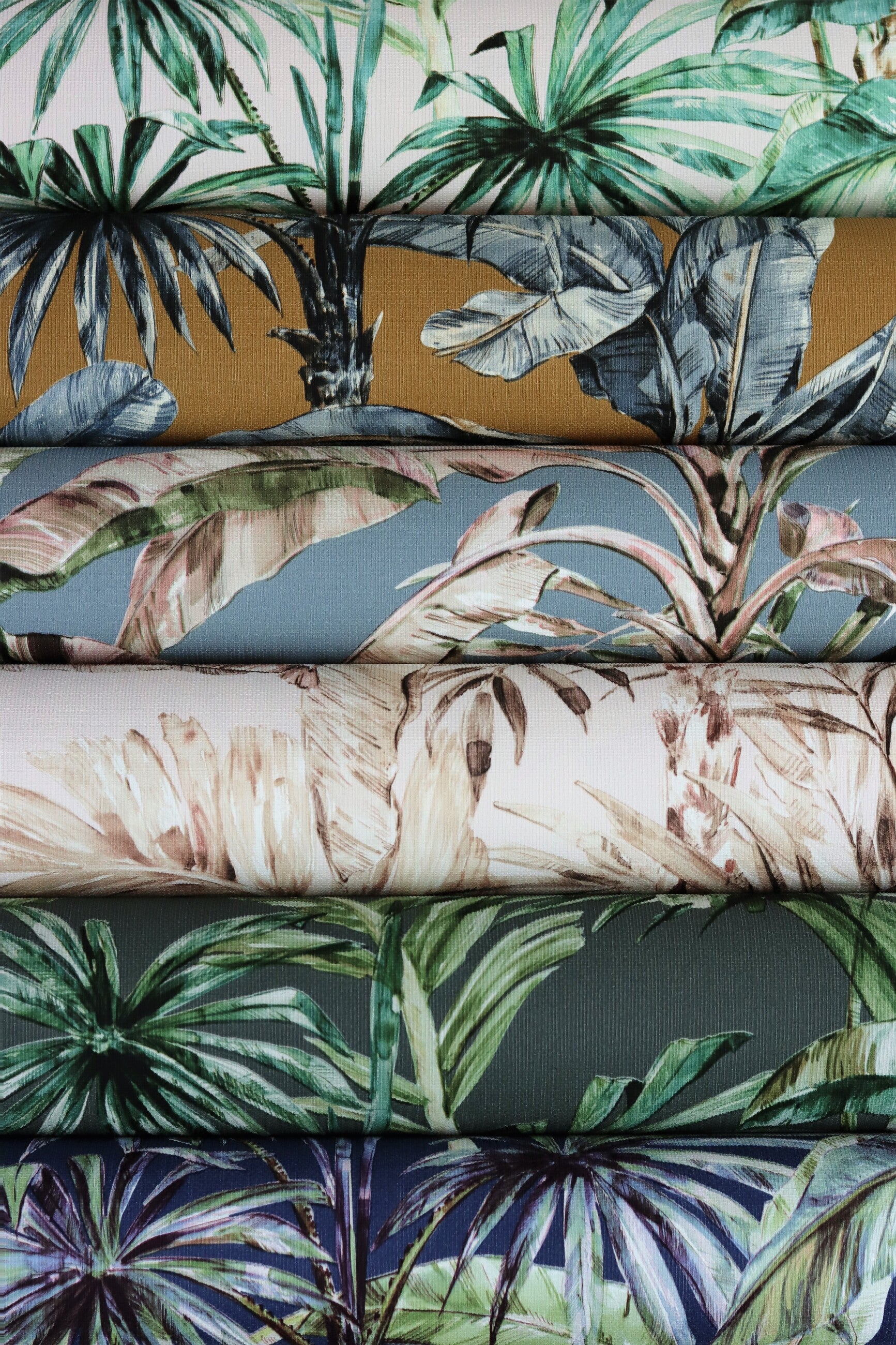 Rasch Curiosity 538243 Papier Peint Intissé Fleuri Tropical - Feuilles Vertes, Turquoise Et Jaune Sur Fond Noir - 10,05m X 0,53m